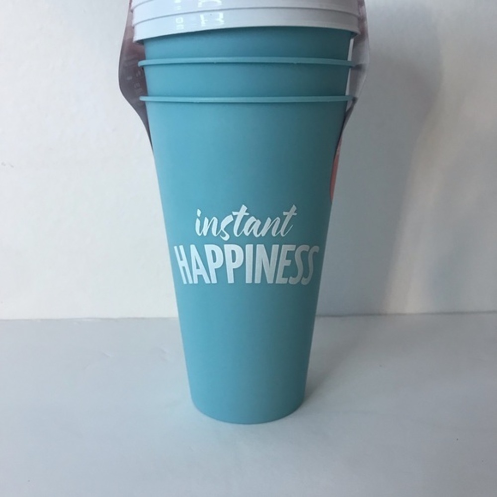 Reusable coffee mugs are 3 packs